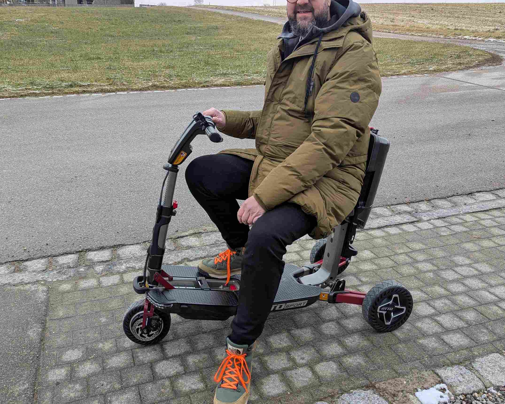How the ATTO Mobility Scooter Transformed My Travels – A Customer Story